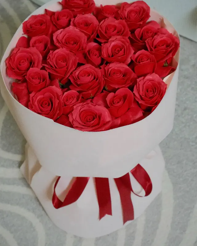 Hồng đỏ giấy hồng