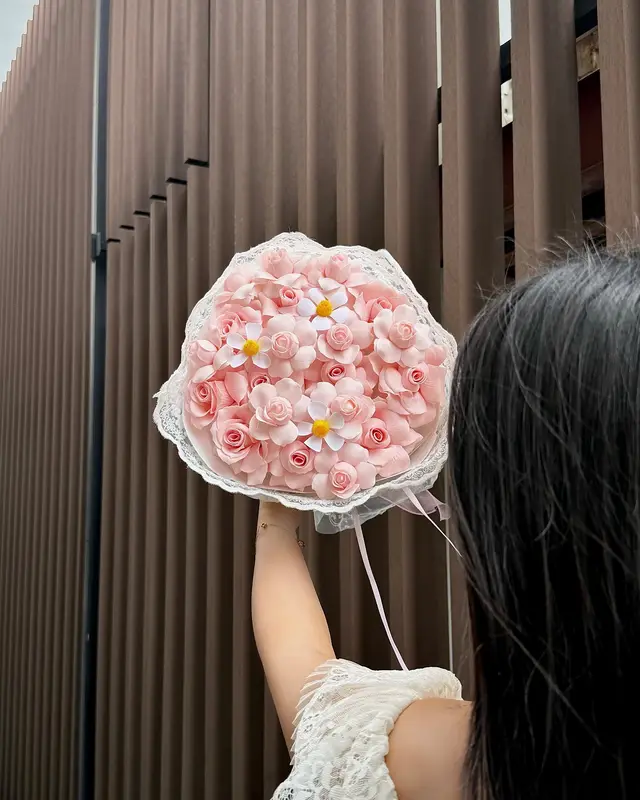 tỉ muội nhỏ, ảnh 2/3